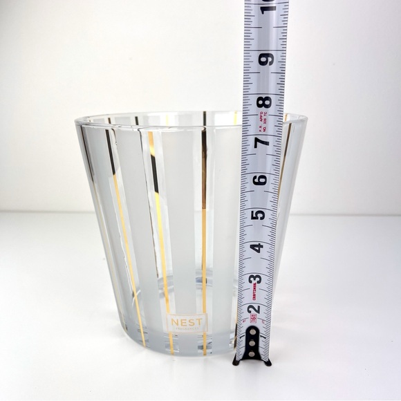 NEST Fragrances Empty Grand Large Glass Tapered Candle Jar Frosted Stripe 76 oz - Picture 5 of 6